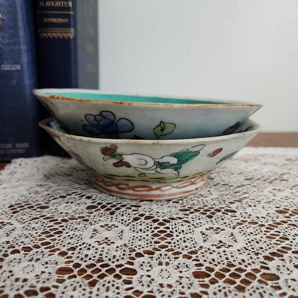 Vintage 19th Century Chinese Tongzhi Porcelain 8-side Rice Bowl with Rooster - Picture 2 of 13